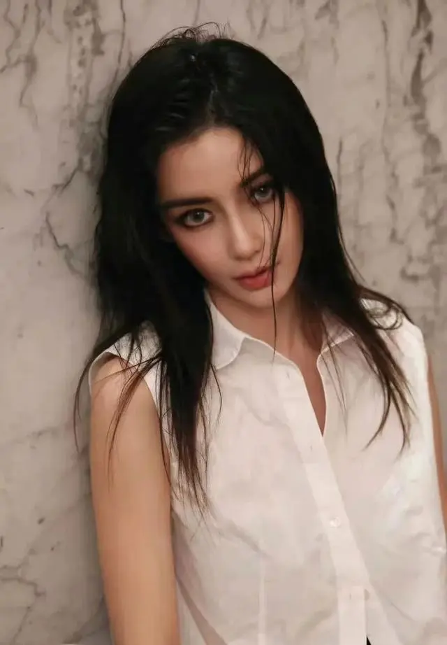 杨颖